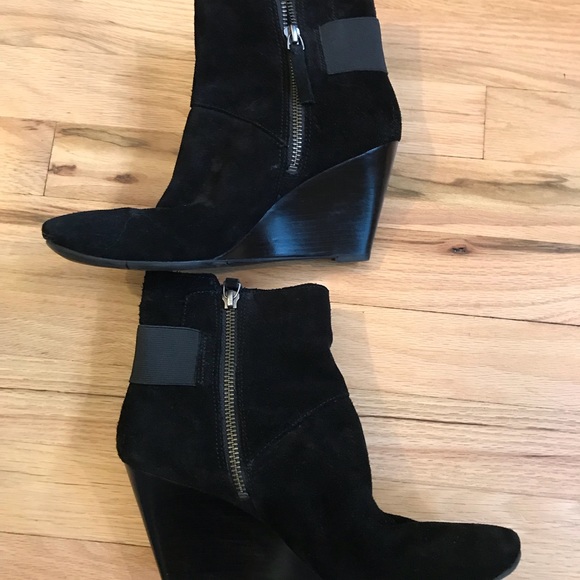 Nine West Ankle Boots - Picture 3 of 5